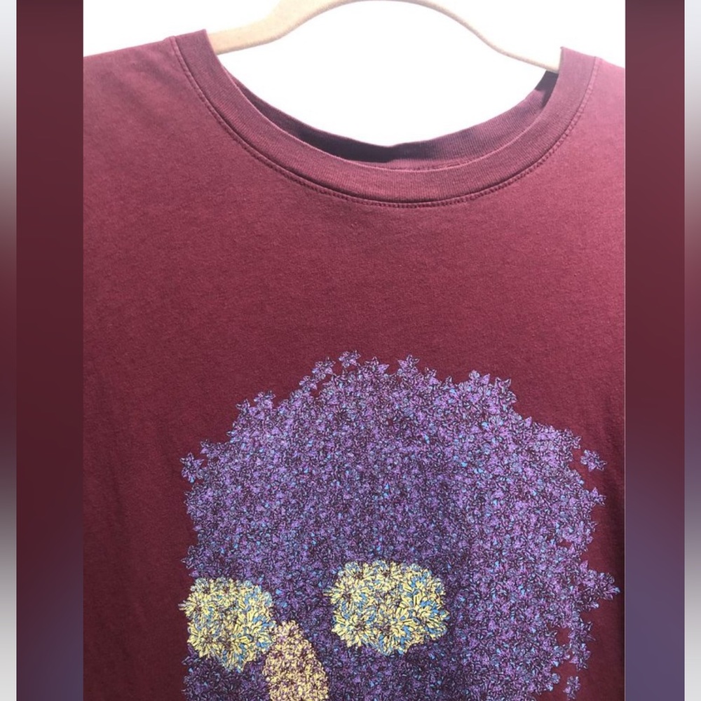 Marc Jacobs T Shirt with Skull/Flower Design Size Med - Picture 4 of 10